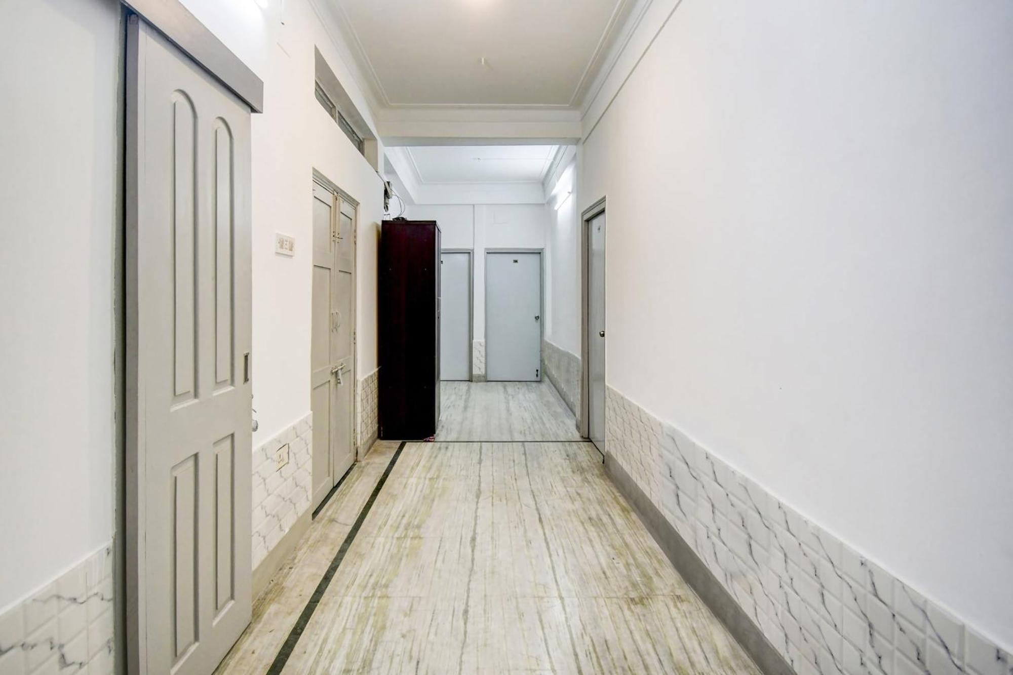 Super Oyo Hotel O Fantasy Stay Vibe Kalkutta Kültér fotó